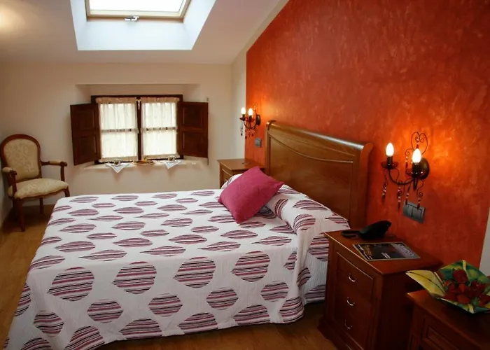 Guest house Los Gallos 4*